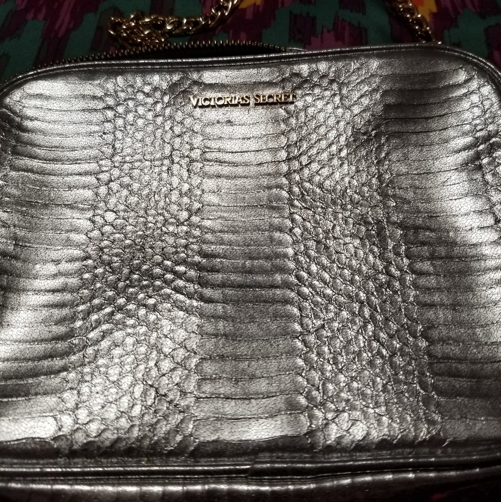 Victoria's Secret tote bags